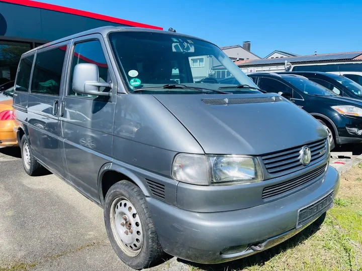 Volkswagen T4 Caravelle