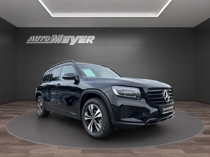 Mercedes-Benz GLB 200