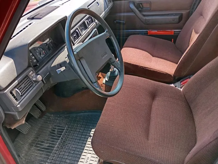 Volvo 245