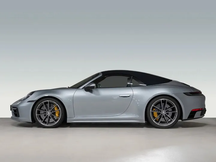 Porsche 992