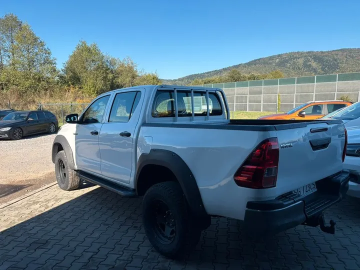 Toyota Hilux