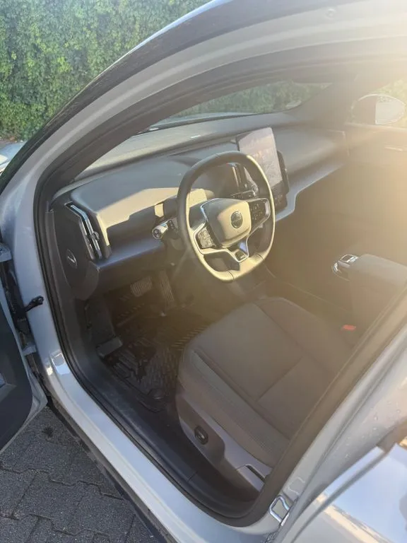 Volvo EX30