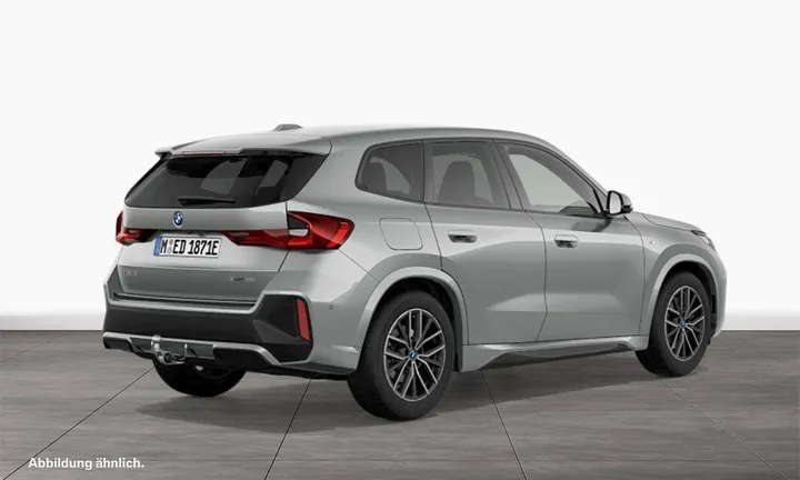BMW iX1
