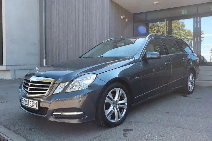 Mercedes-Benz E 200