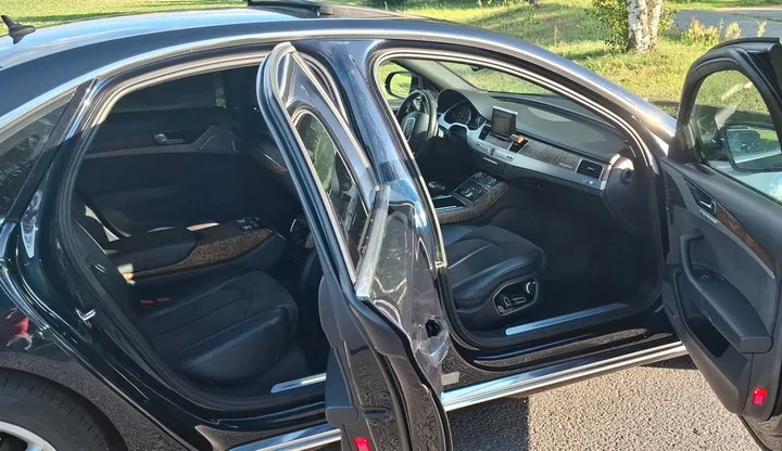 Audi A8