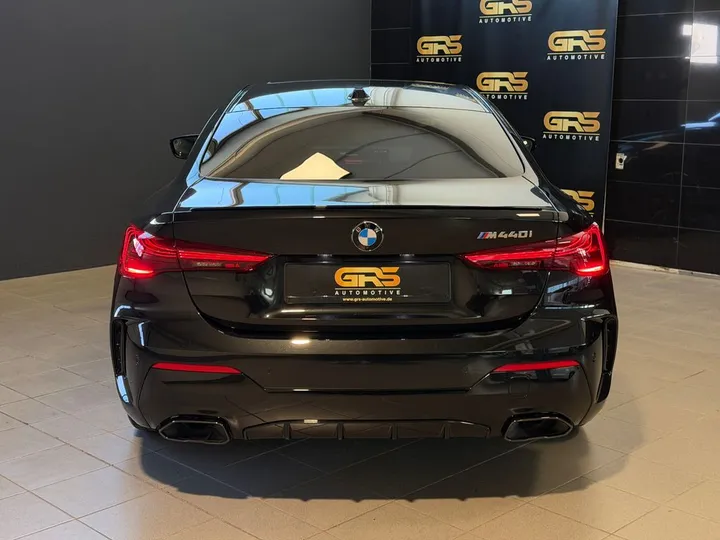 BMW M440