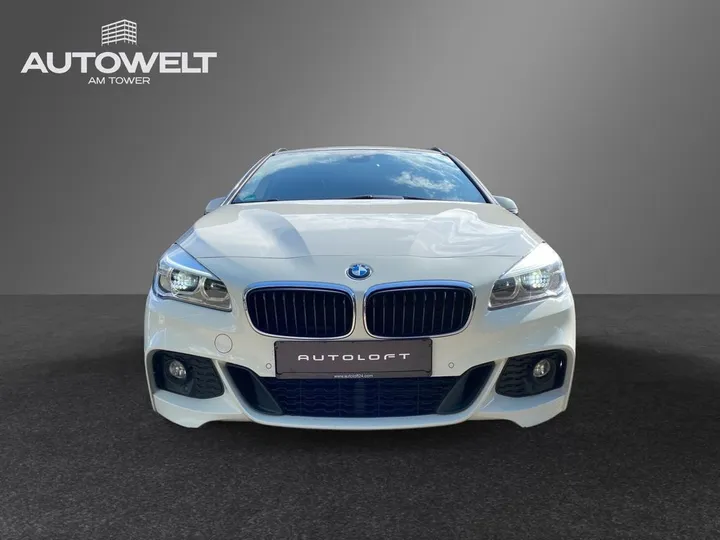 BMW 220