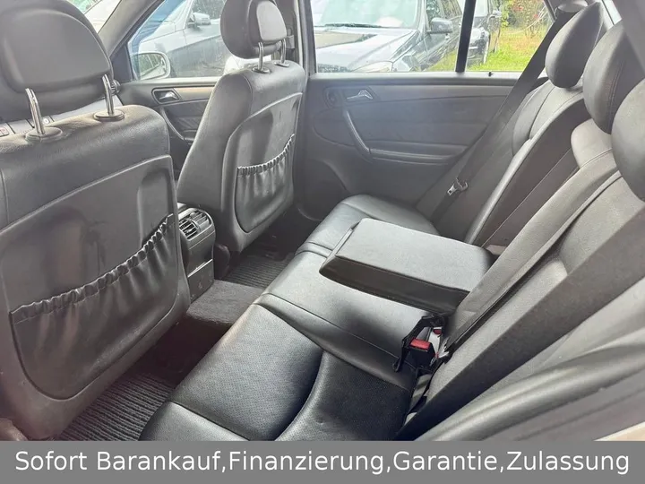 Mercedes-Benz C 270