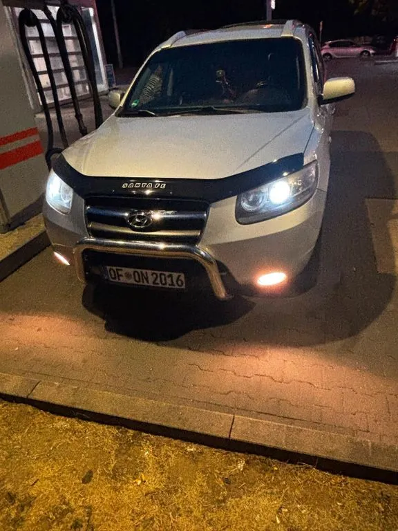 Hyundai SANTA FE
