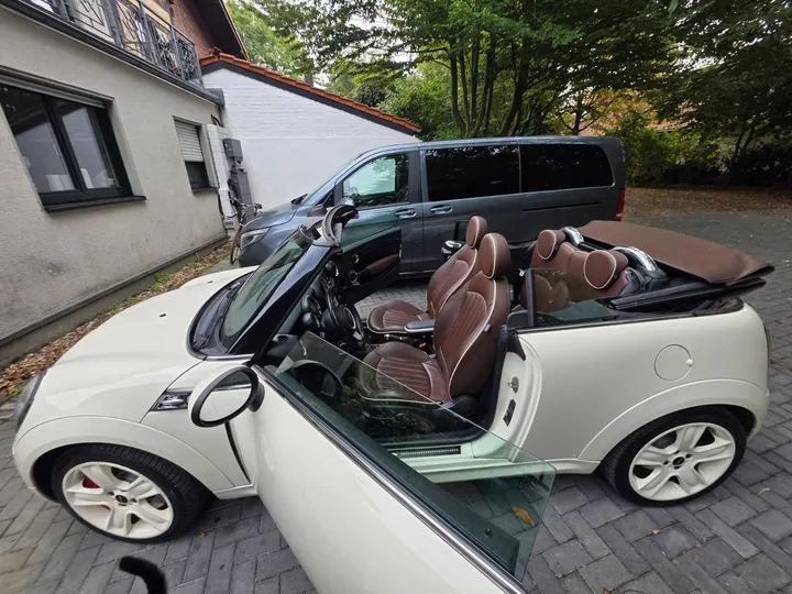 MINI John Cooper Works Cabrio