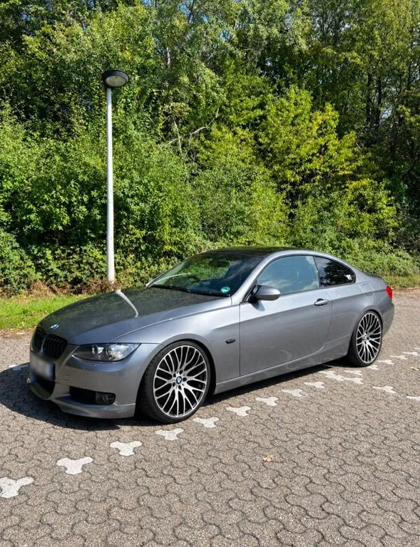 BMW 325