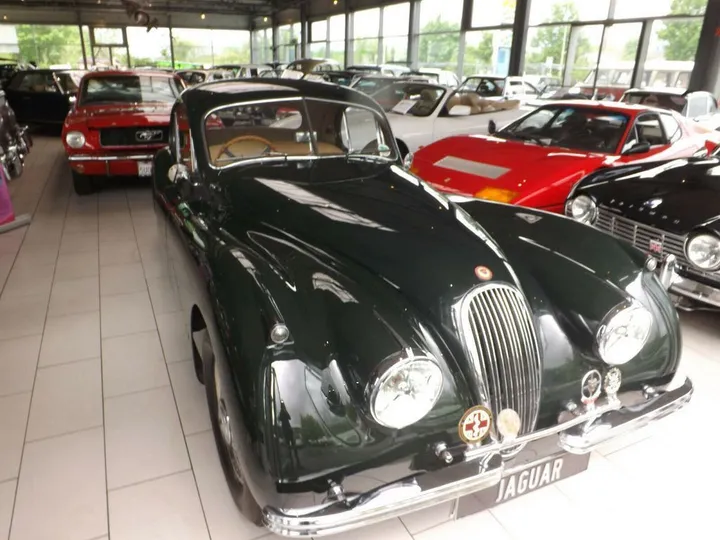 Jaguar XK
