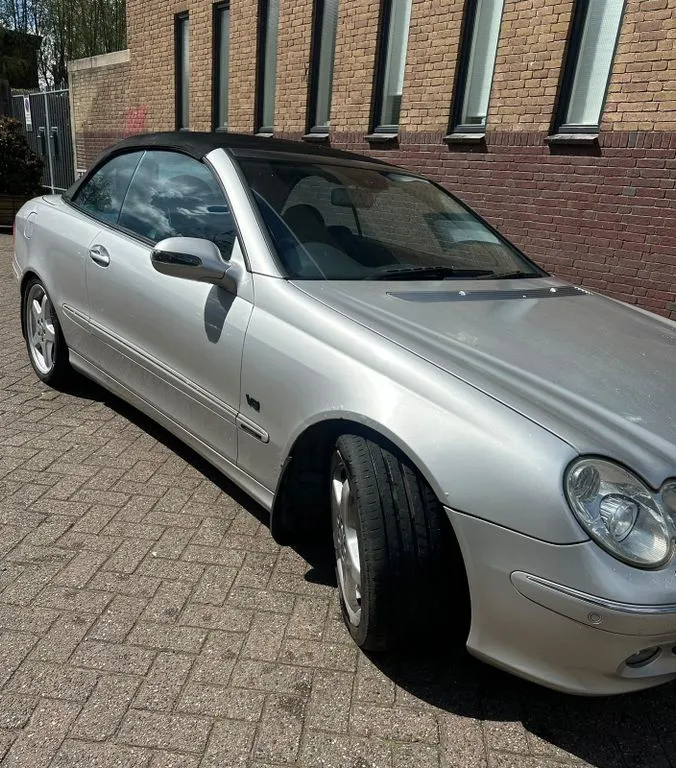 Mercedes-Benz CLK 500