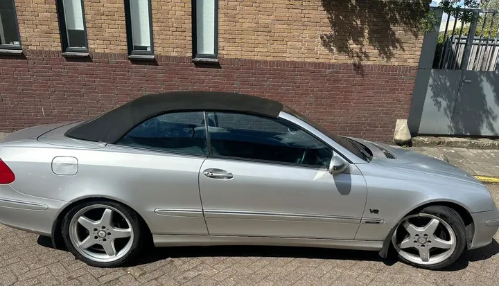 Mercedes-Benz CLK 500