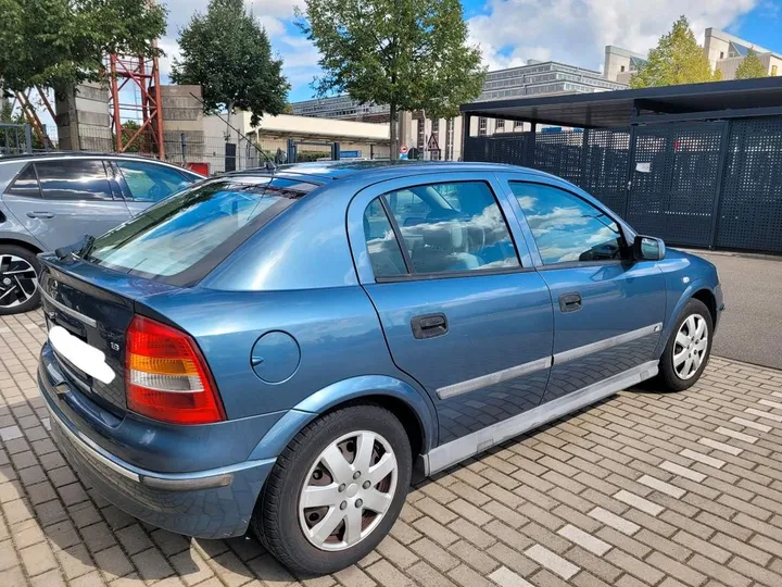 Opel Astra