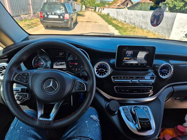 Mercedes-Benz E 250