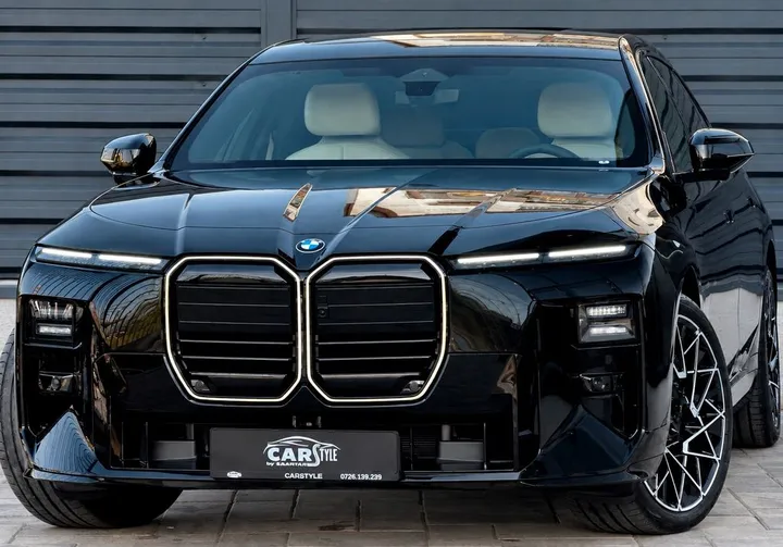 BMW 740