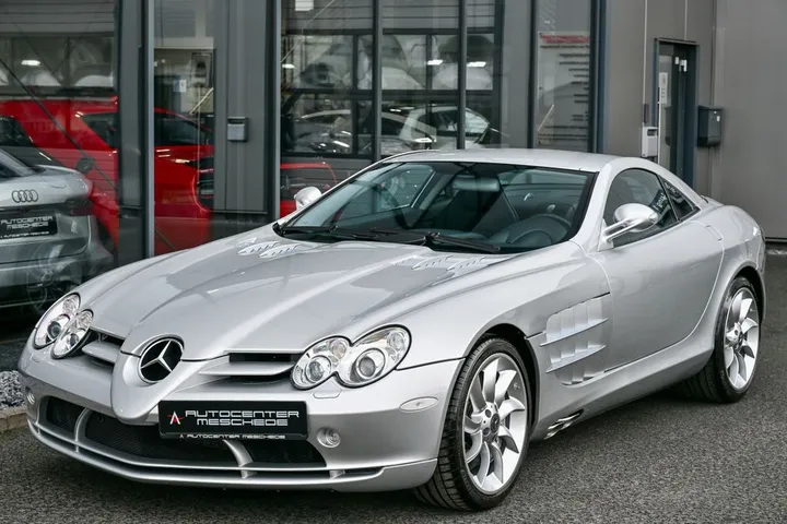 Mercedes-Benz SLR