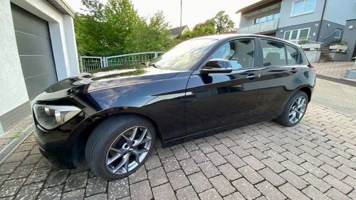 BMW 114