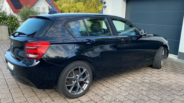 BMW 114