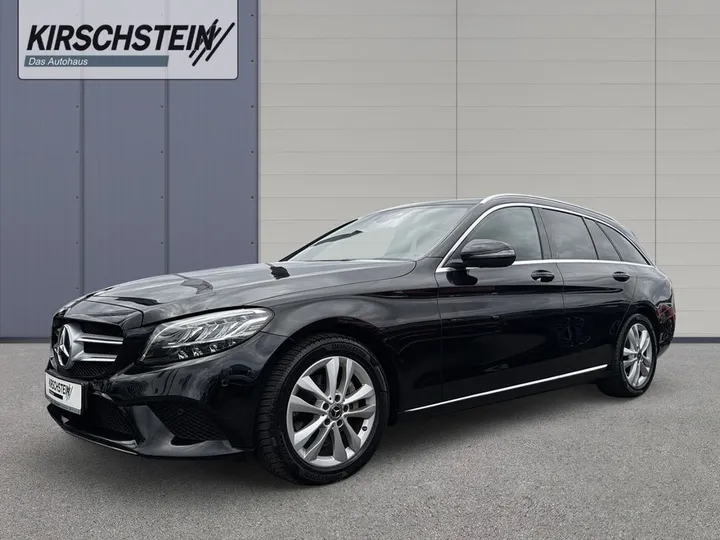 Mercedes-Benz C 220