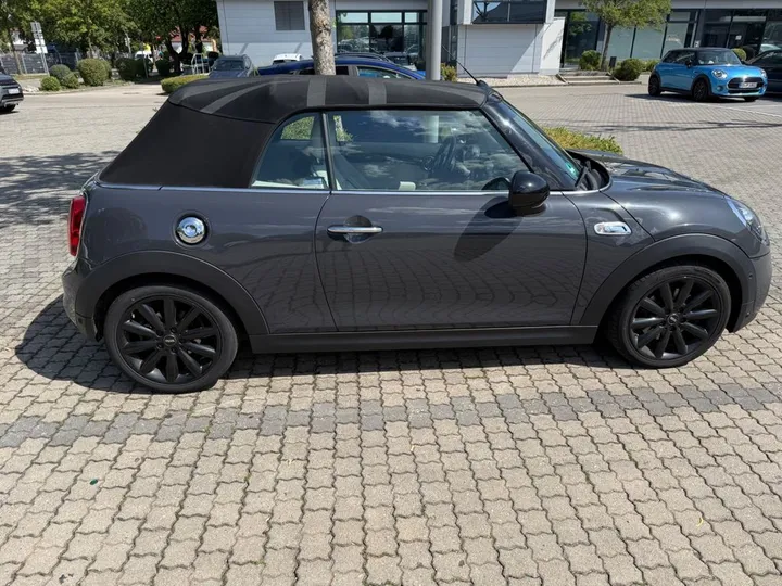 MINI Cooper S Cabrio