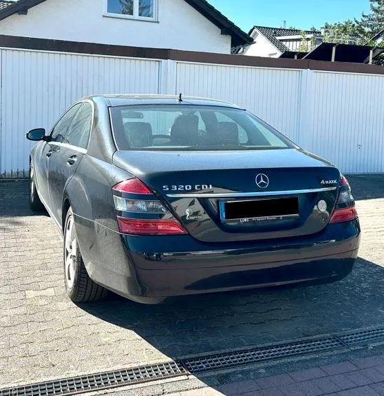Mercedes-Benz S 320