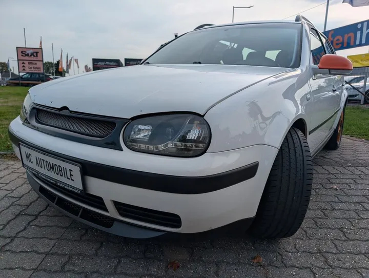 Volkswagen Golf