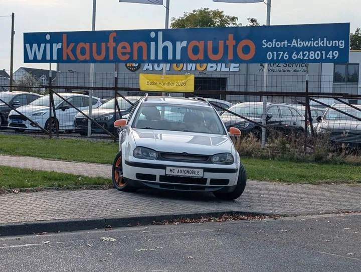Volkswagen Golf