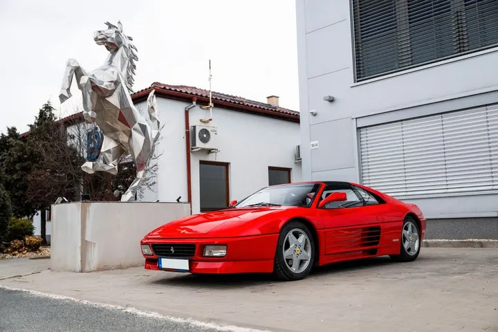 Ferrari 348