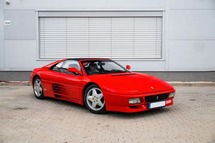 Ferrari 348
