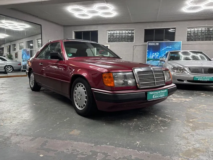 Mercedes-Benz CE 230