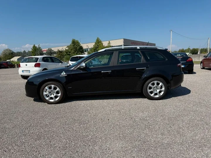 Alfa Romeo 159