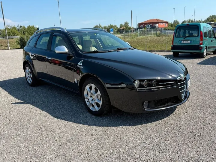 Alfa Romeo 159