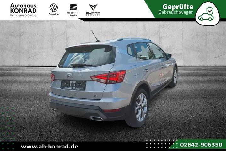 Seat Arona