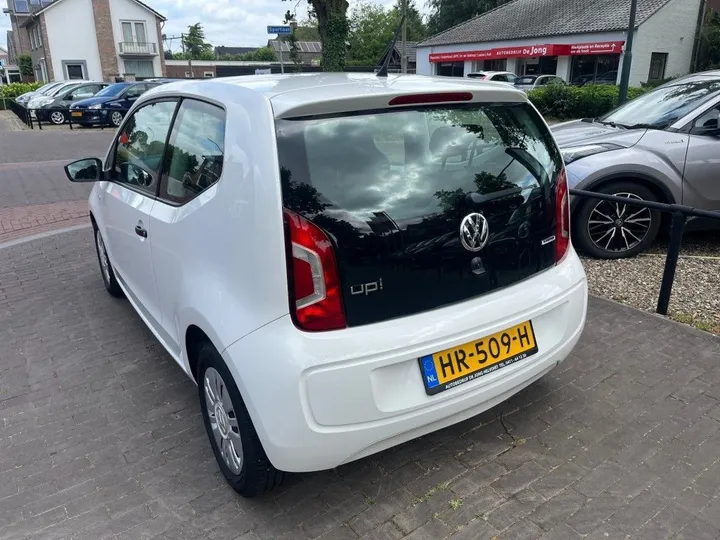 Volkswagen up!