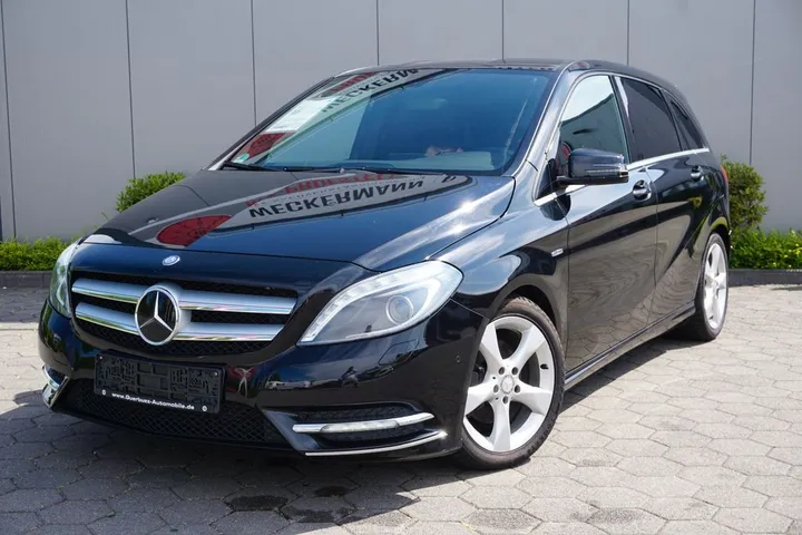 Mercedes-Benz B 200