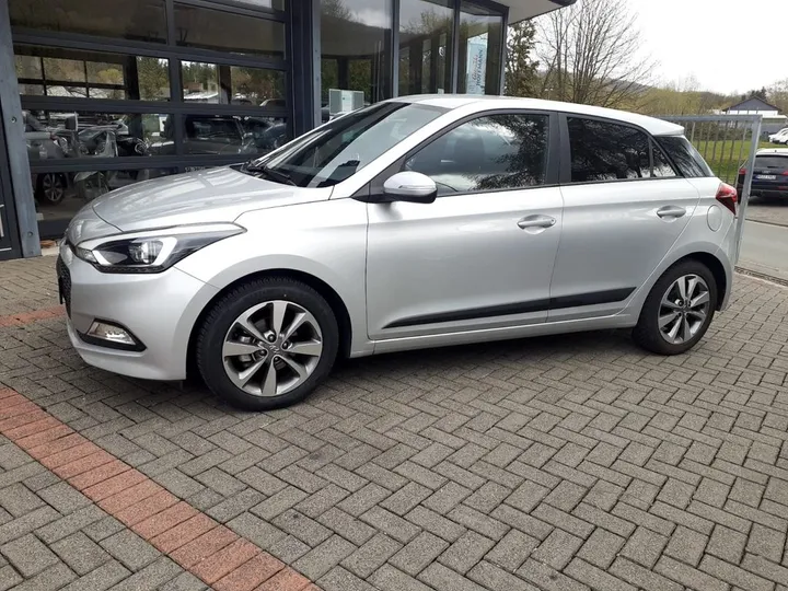 Hyundai i20