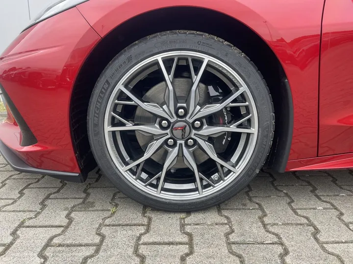 Corvette C8