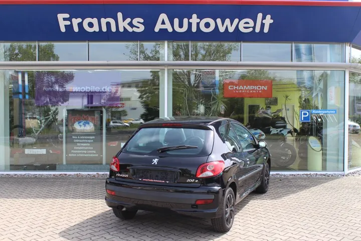 Peugeot 206