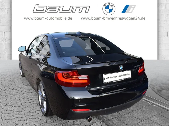 BMW 220