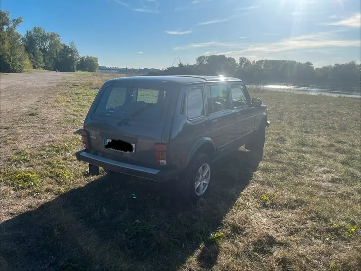 Lada Niva