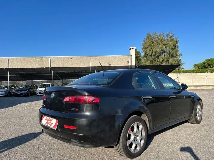 Alfa Romeo 159
