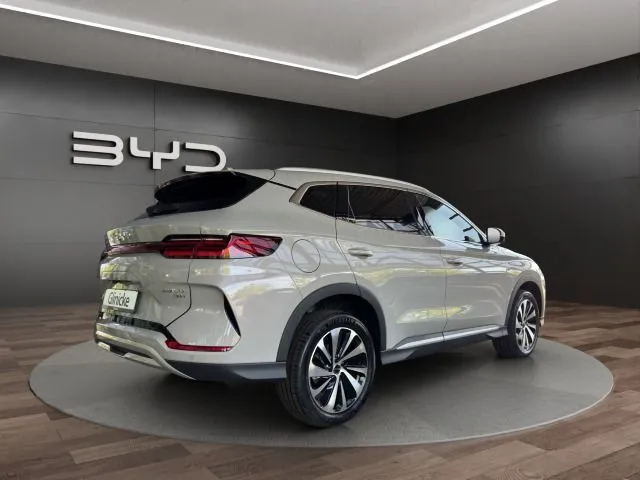 BYD SEAL U