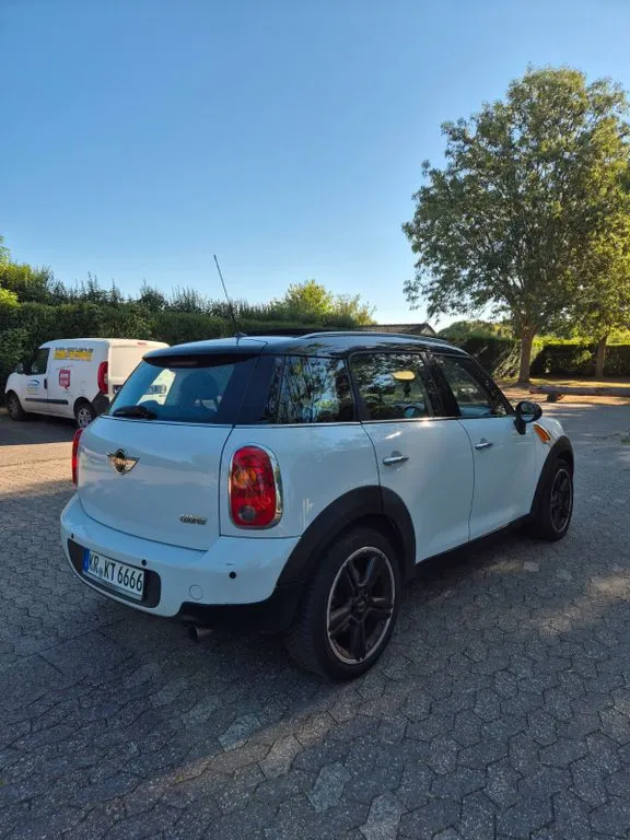 MINI Cooper Countryman