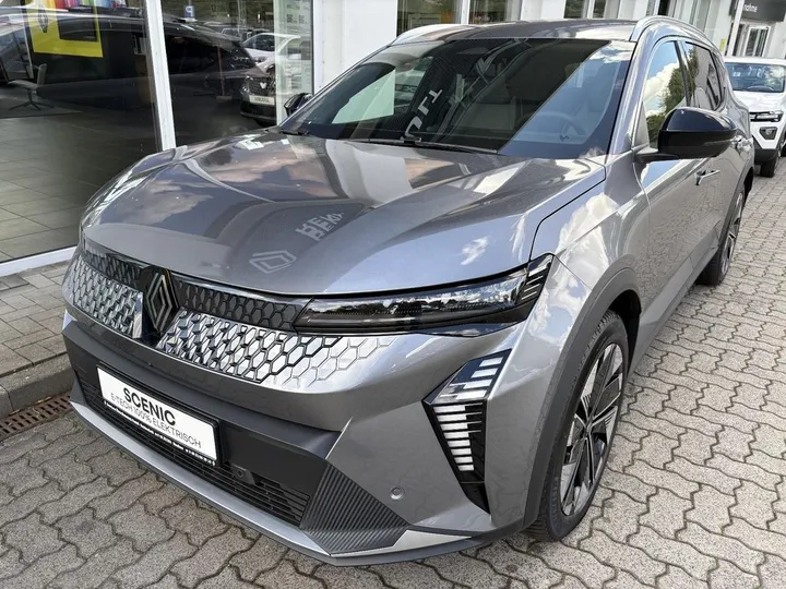 Renault Scenic E-TECH