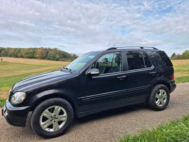 Mercedes-Benz ML 400