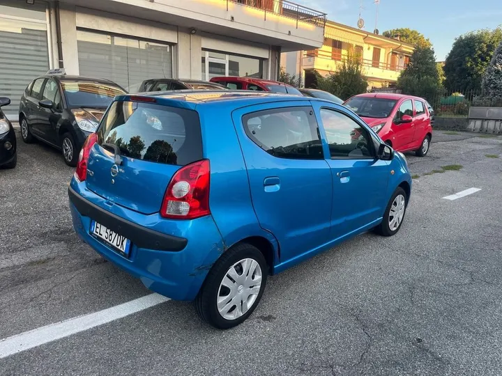 Nissan Pixo