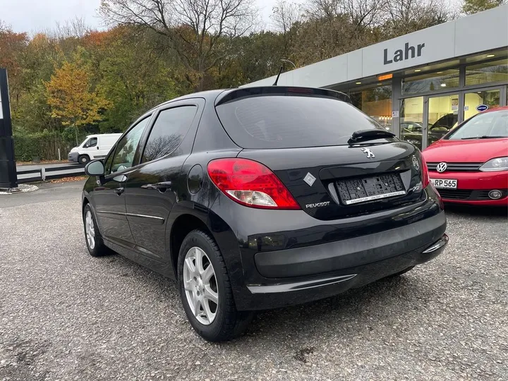 Peugeot 207