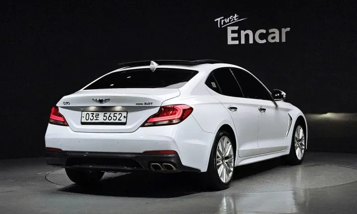 Genesis G70